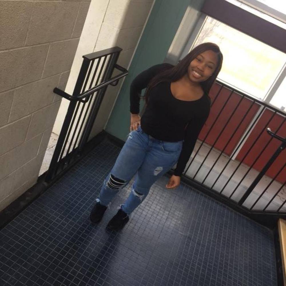 Meet your Posher, Çyñaja